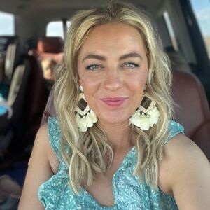 Meet your Posher, Mckenzi